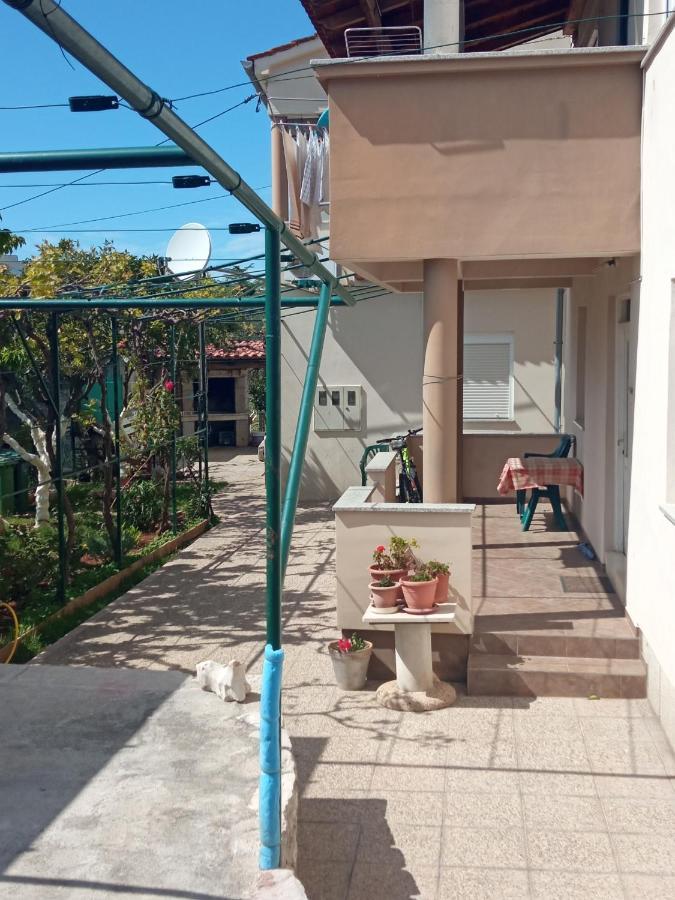 Apartment Meri- Near The Zadar Main Bus Station Exterior foto